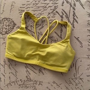 Lululemon free to be bra. Size 4